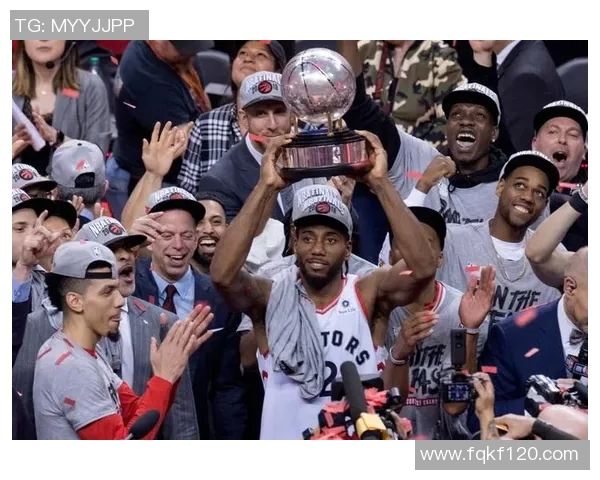 快船战胜猛龙，莱昂纳德表现出色