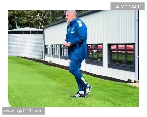 热刺主帅遭遇执教危机，球队需尽快找回状态