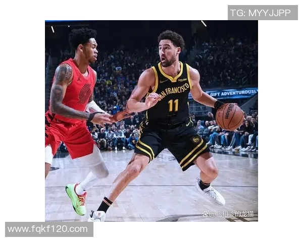 勇士客场击败开拓者保持不败，展现冠军风采